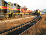Wilton Local, eng. 400, heads in to clear for the East train, at West Liberty, Nov. 7, 2005.