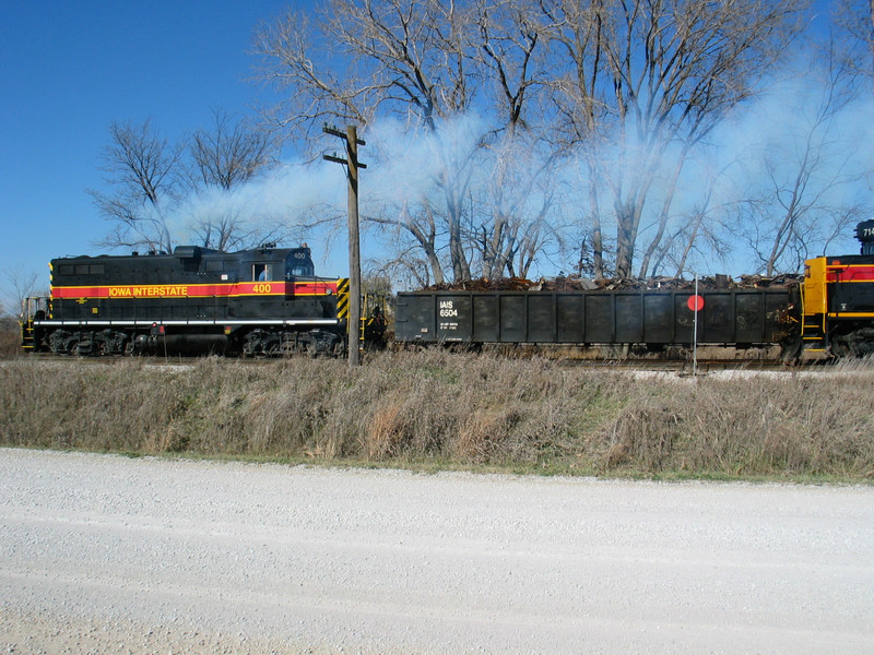 400, on the Wilton Local, lays a smoke screen for the westbound.  Nov. 9, 2005.