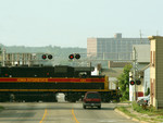 151 West begins the march up the hill at Davenport, Iowa with an "RIIC" turn July 19th, 2006.