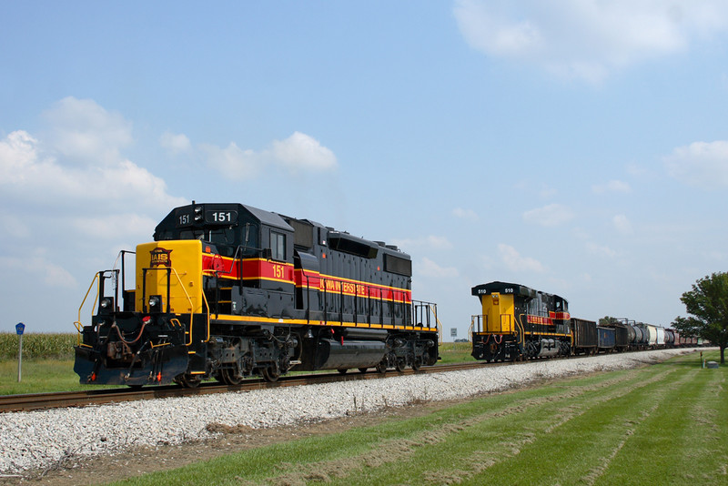 #151 pulls off the RIIC to be tucked in the siding at Twin States - Durant, Iowa September 21st, 2008.