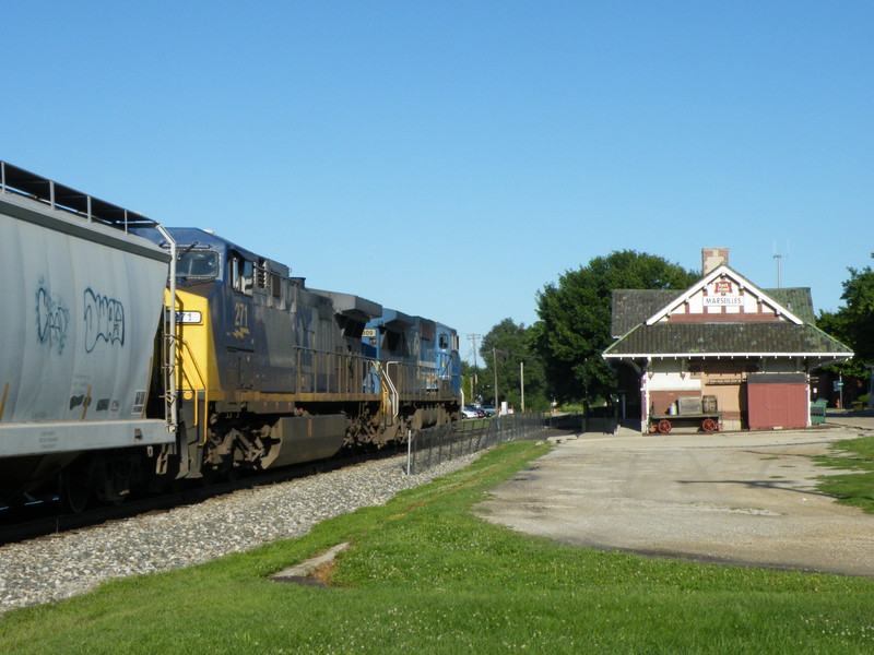 On our way west to Bureau, we over heard radio chatter about CSX's J745 departing Seneca, so we setup at Marseilles for a roll-by.