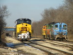 Iowa 510 heads down the main to tack on the rear of PECR as the trio of vintage EMD's begin to make their move toward track 2 to pick up their interchange from the Iowa.