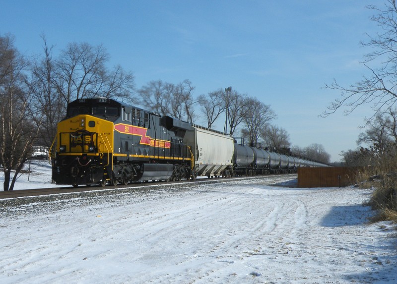 A trusty DPU is always nice to wait for on a already side lit eastbound... kind of like waiting for a caboose back in the day I suppose.