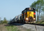 After getting a late start, I caught up to the empty coalie just south of Putnam, 711 and 714 lead the way.