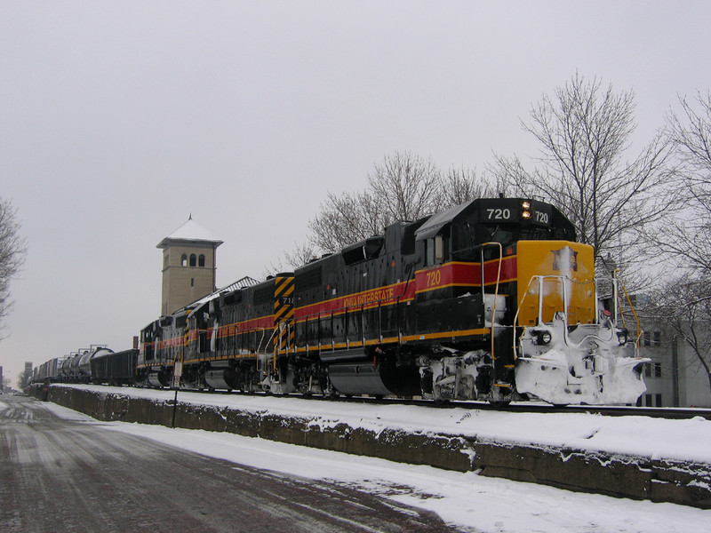 The BICB with 720 waits for a crew at Davenport, Iowa January 21st, 2006. Looks like 720 spent the previous evening bucking snow drifts across Illinois.