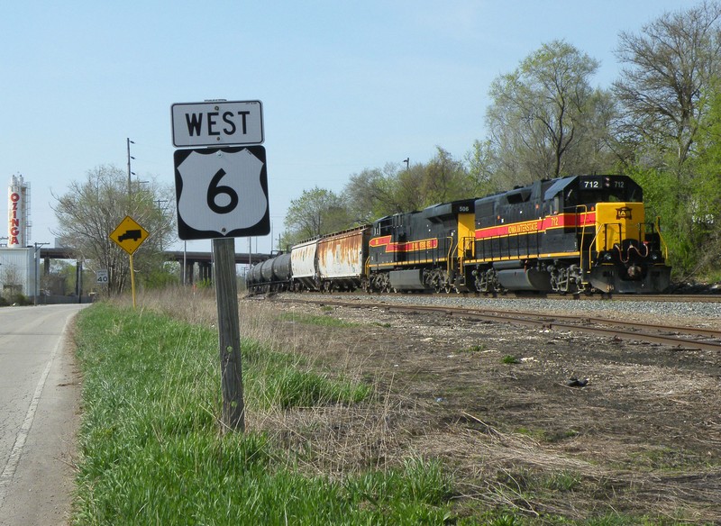 Holding at McDonough St. in Rockdale, there is no CSXT bridge tender to lower Bridge 407, so with a recrew on board, they are forced to sit and wait it out... 04-13-10