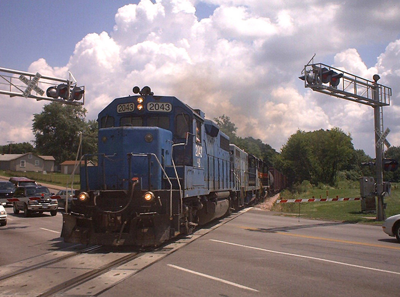 2043 climbs the hill with "BICB" at Davenport, Iowa  July 13, 2004