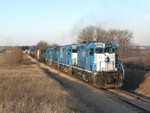 2805 crawls up the hill out of Fairfax, Iowa with "CRIC"  March 31, 2005