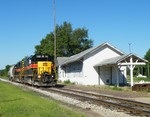 720 and 711 head east to work Buzzi and interchange with the CSX at Utica. The boys actually have 2 cars for the CSX today too!