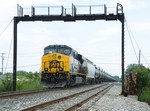 DPU 503 rolls under the old I sig bridge, 07-15-10