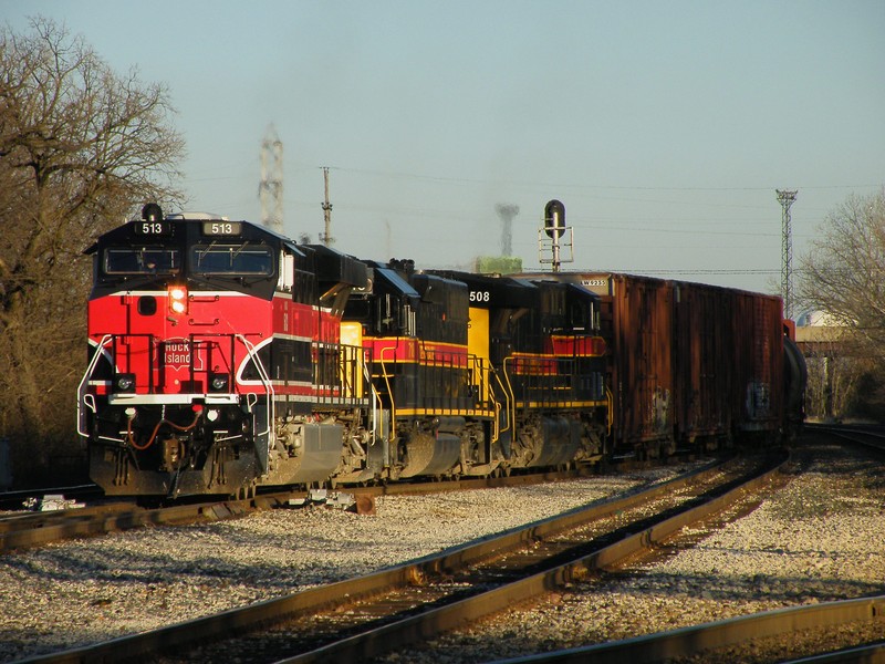 513, 718, and 508 shove hard on a huge cut of ethanol and Crandic type cars as they yard them in IHB's Riverdale Yd. 11-23-10