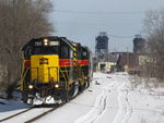 The extra BIRI swings into Rockdale with Bridge 407 in the background.