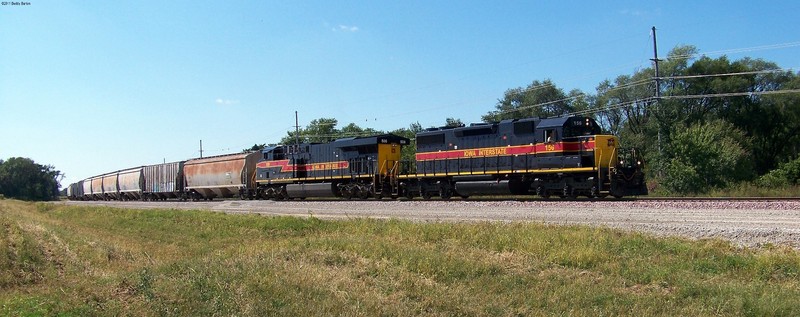 Iowa Interstate 156, 506 resume their travel from the Interchange tracks toward Track 901 on the CRANDIC.