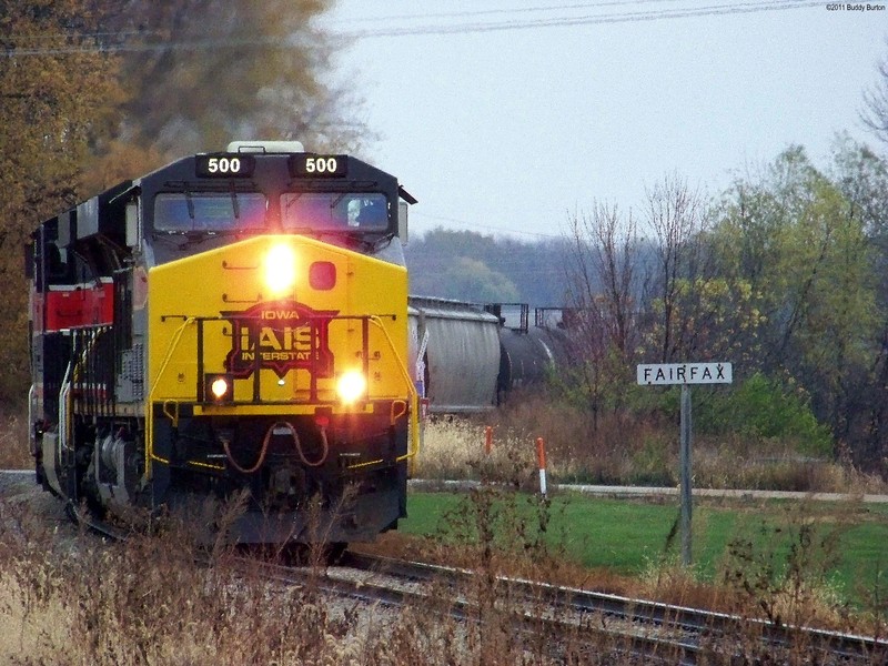 CRIC02 passing the station sign at Fairfax.