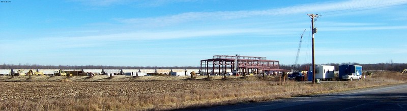 "Skeleton" of the IAIS Locomotive Shop being raised.