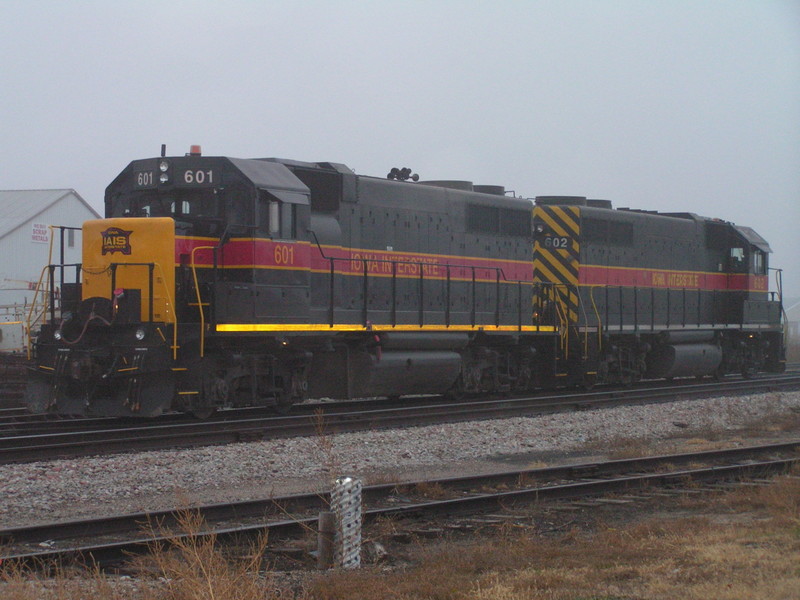 IAIS 601 and 602 at rest on a light foggy morning. 11/26/2006