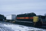 400 (in new paint) sits in the Iowa City yard on 7 March 1988. Perhaps this was the next step IAIS decided to experiment with in TOFC after 0001 failed to produce the desired results.