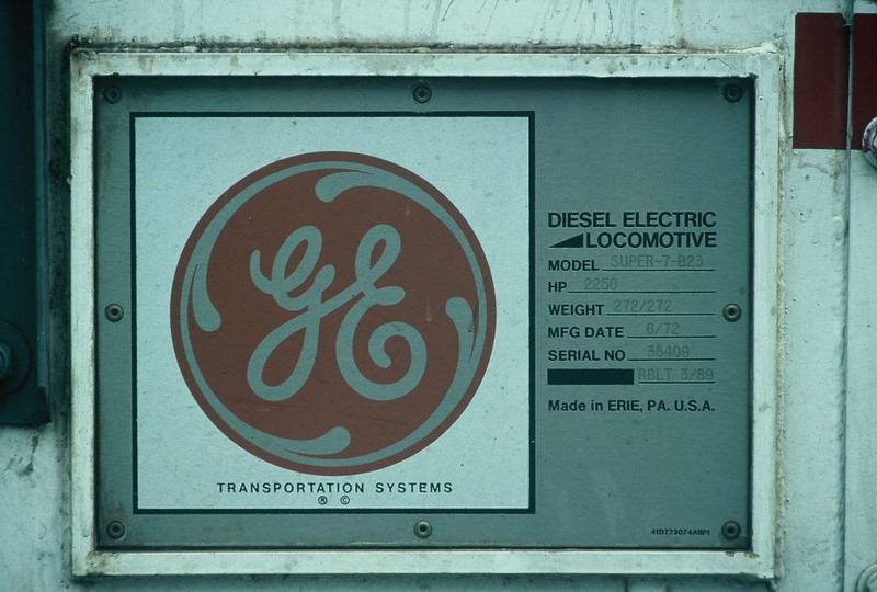 A GE ID plate on a Super Seven in Iowa City. Aug-1990