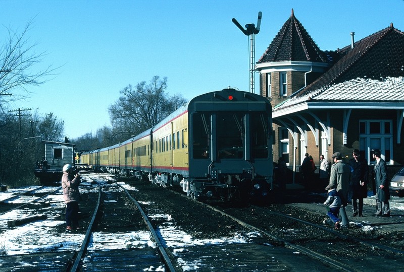 UP Inspection Train, Iowa City 21-NOV-1986