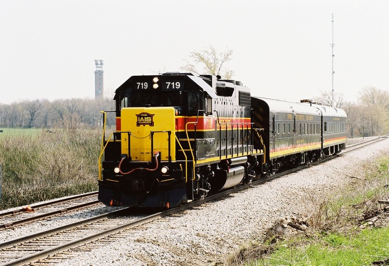 On its way to Newton, the IAIS Business Train approaches Homestead, Iowa on 30-April-08.