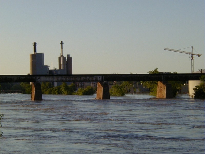 The IAIS Iowa River Bridge. The great flood of 2008. 14-Jun-2008