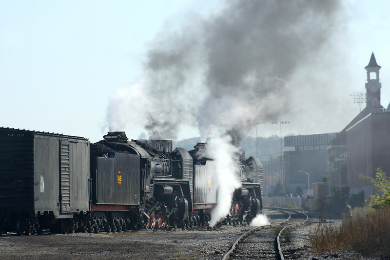 The QJs pull into the throat of Rock Island Yard. After pulling off the ICRI manifest, the two steamers will be split up for separate excursion runs to Silvis, Illinois and Walcott, Iowa. 10/18/08