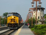 IAIS 507 is in charge of BICB 06 all by herself as the train storms through Tinley Park. Tonights train was pretty simple, 1/2 IM and 1/2 ethanol. 06-06-09.