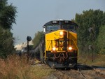 Iowa 510 pulls into Rockdale splitting the vintage RI search lights. The train here for the 10:24 eastbound scoot and a new crew.