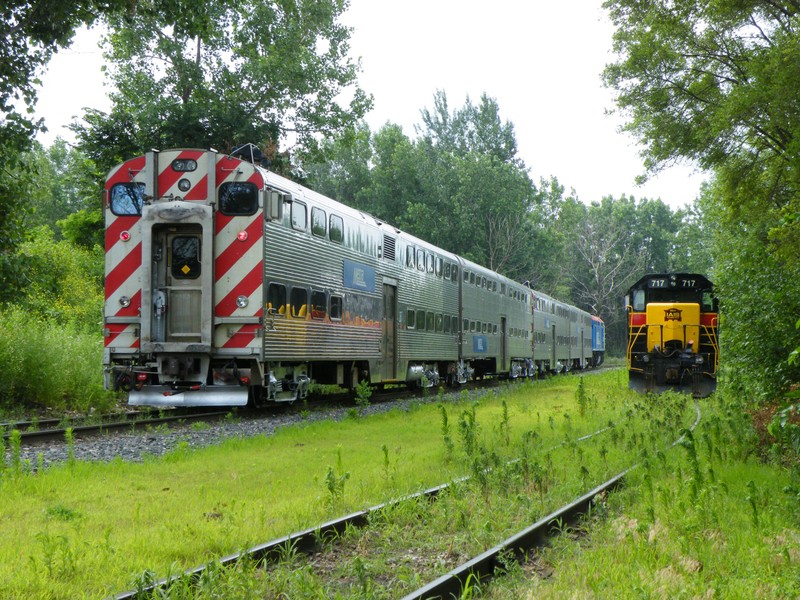 Metra's Managers Special heads up connection for the Rock main passed a wreck damaged IAIS 717. It looks like it was part of maybe a grade crossing incident?