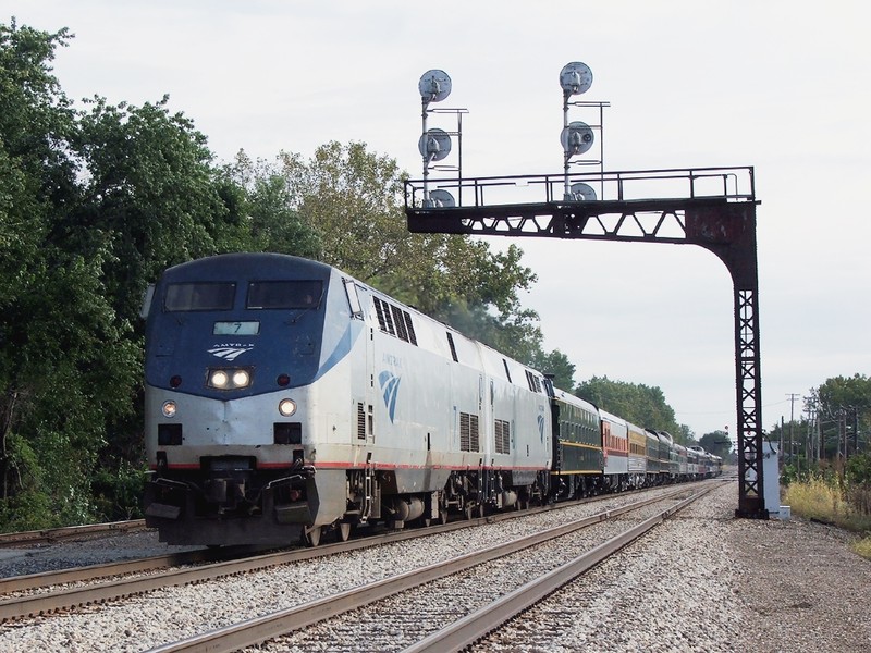 The AAPRCO special heads through Robbins and under the old RI cantilevers. Its not everyday you get to see AMTK P42's on the old Rock. Due to the Metra cab signals used on this line, like the Iowa, this special was restricted to 30 mph.