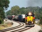 BICB with 706, 717, and 711 grinds around the bend into Tinley Park on a beautiful early autumn day. 09-25-06