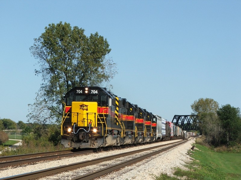 Another view of 704 at New Lenox 10-01-06