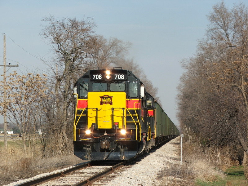 The CRPE coal train is amidst a slow order just south of Chillicothe.