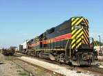 A pair of 700's led by 711 prepares to depart Burr Oak Yd with a BICB. 09-06-05