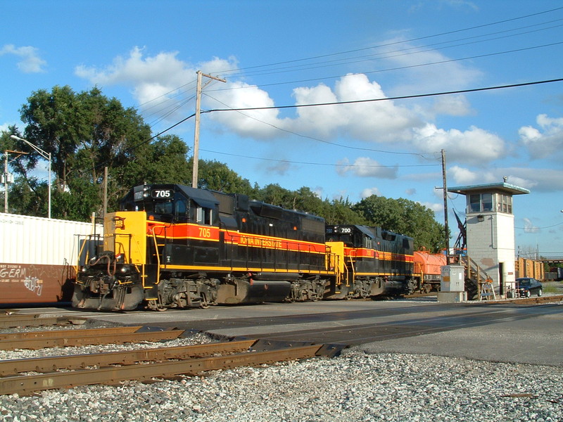 700 and 705 shove past the BI Jct. grade crossing with a BISW. 08-05
