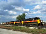 BICB pulls down to the signal with 6 units and a huge 8500 ft train. 05-28-05