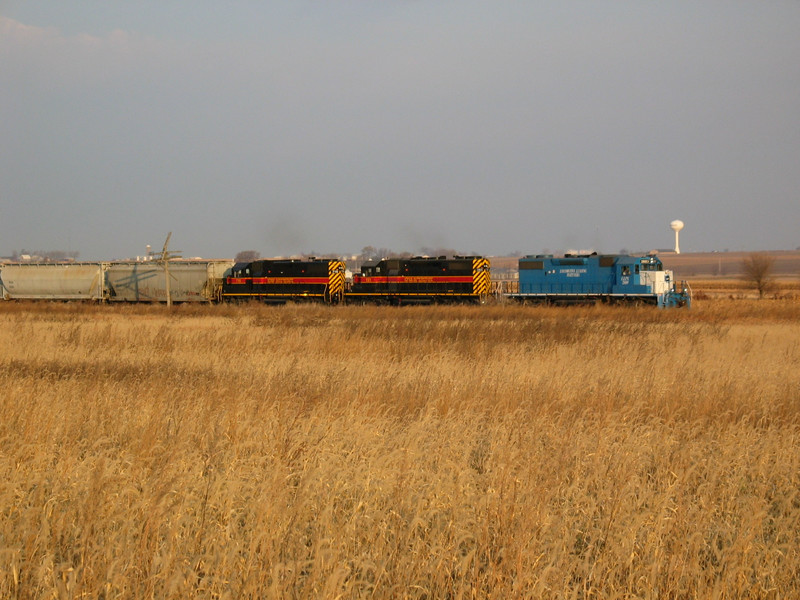 2809 east (extra CR job) at Walcott siding, Nov. 12, 2005