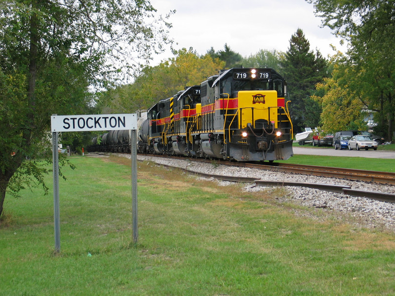 Fertilizer train at Stockton on the new rail.