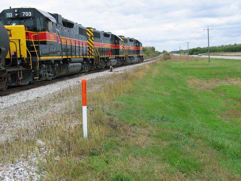 Fertilizer train heading in at the east switch Twin States.