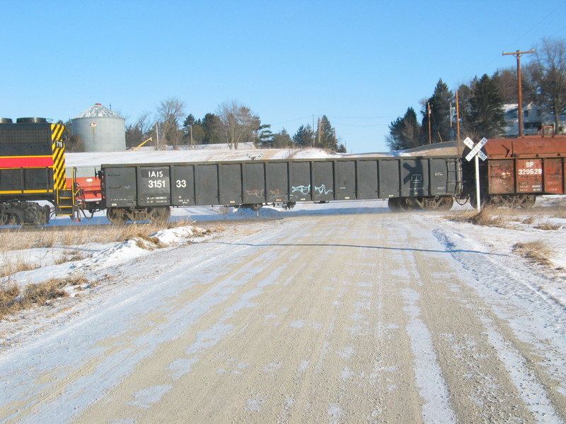 IAIS 315133 on the westbound at mp215.3, Feb. 3, 2009.