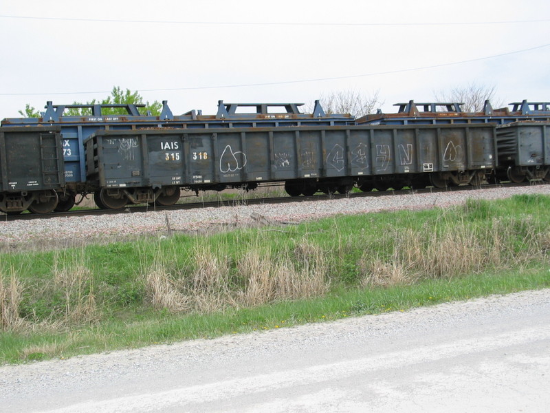 IAIS 315318 on the EB at N. Star, May 4, 2009.