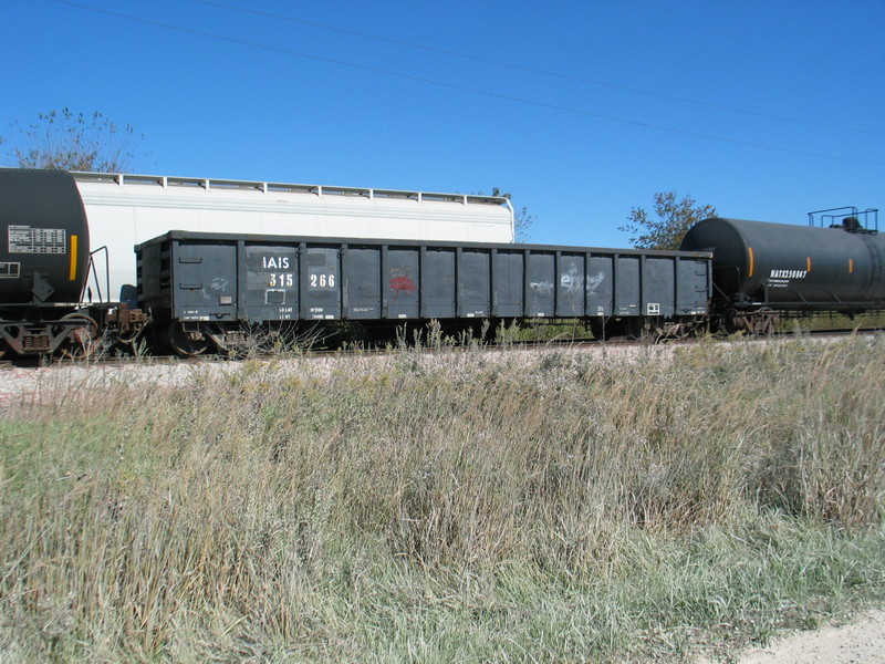 IAIS 315266 on the EB at N. Star, Oct. 5, 2010.