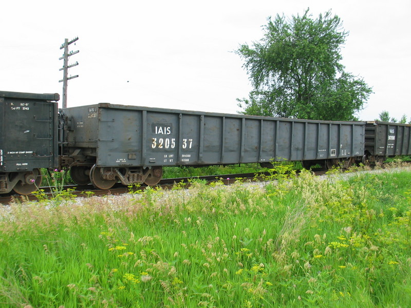 IAIS 320537 on the westbound, stopped at mp206, June 27, 2008.