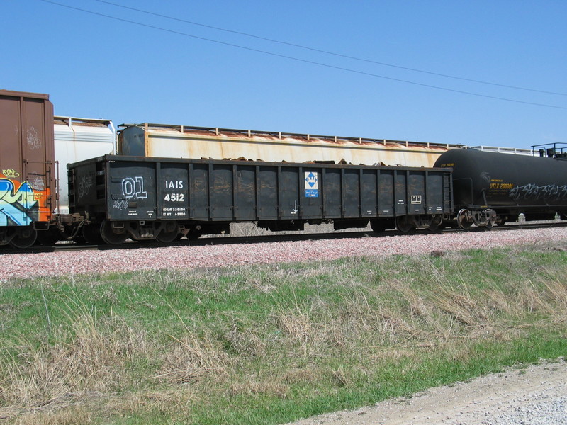 IAIS 4512 on the eastbound at N. Star, April 23, 2008.