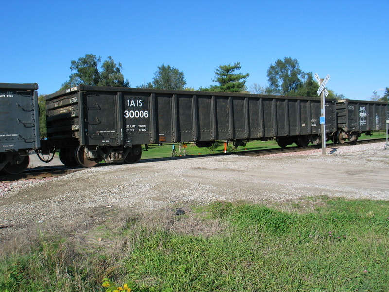 IAIS 30006 on the turn at mp211, Oct. 16, 2008.