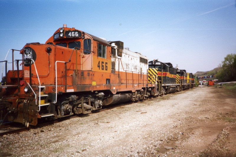 Bluffs dead line, April 2005