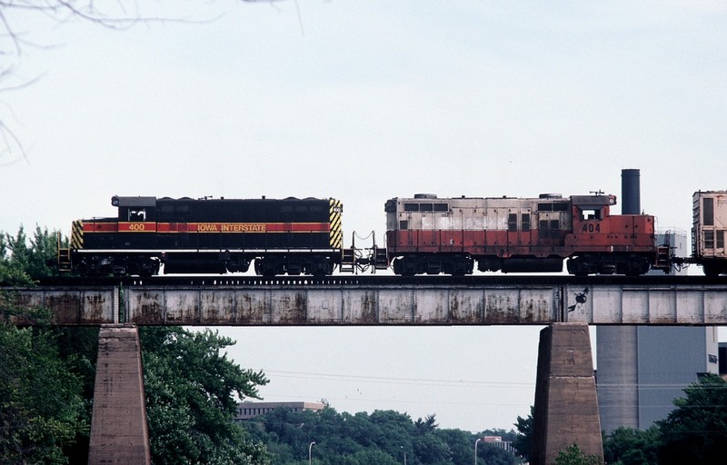 400 and 404 bead the BICB across the Iowa River in Iowa City. Sept-1992.