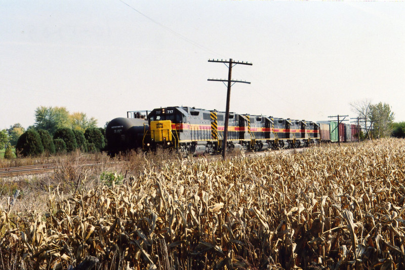 West train at Twin States, Oct. 17, 2005.